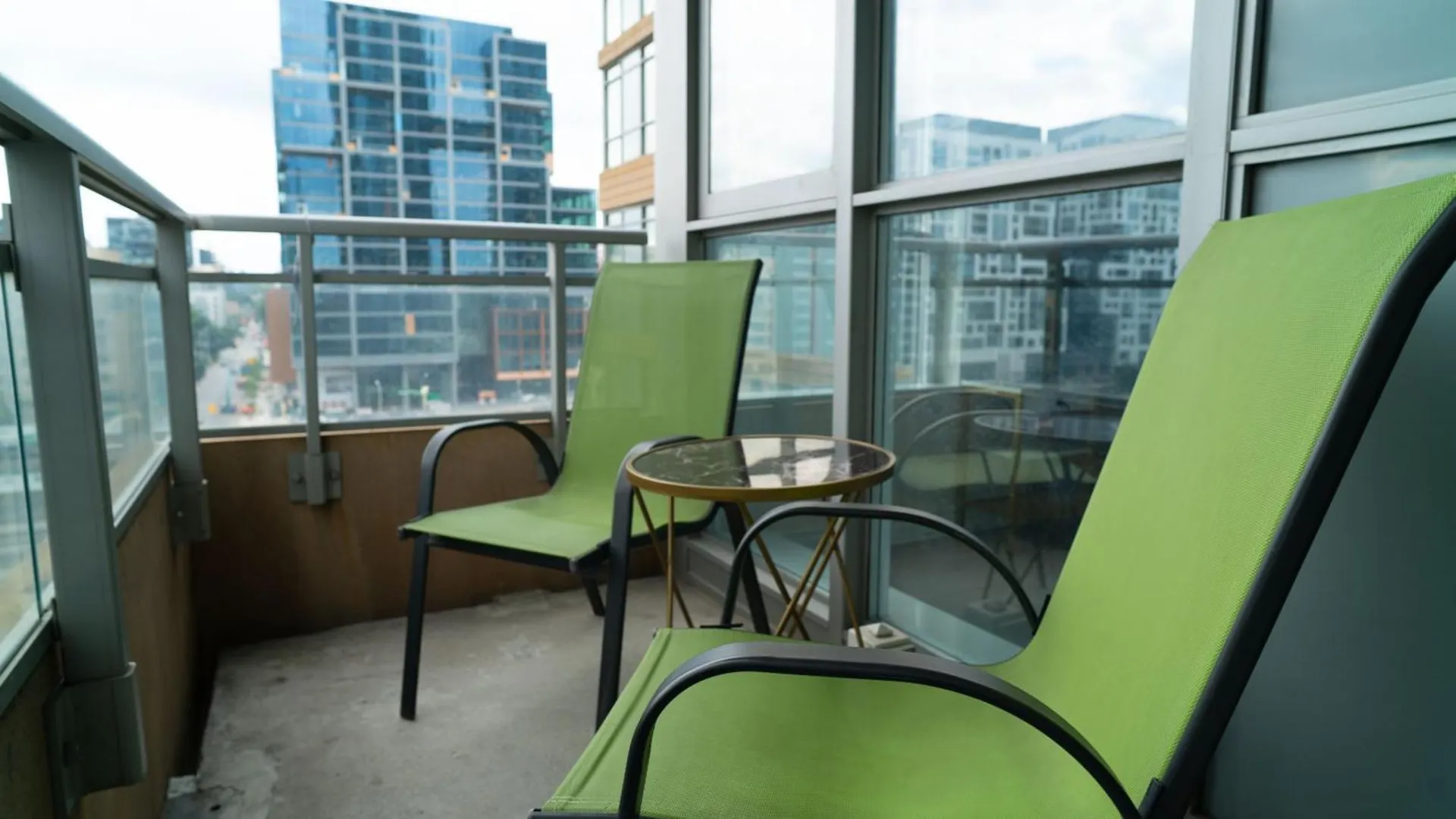 Διαμέρισμα Beautiful And Central 3 Bedroom Condo With Parking Τορόντο Καναδάς